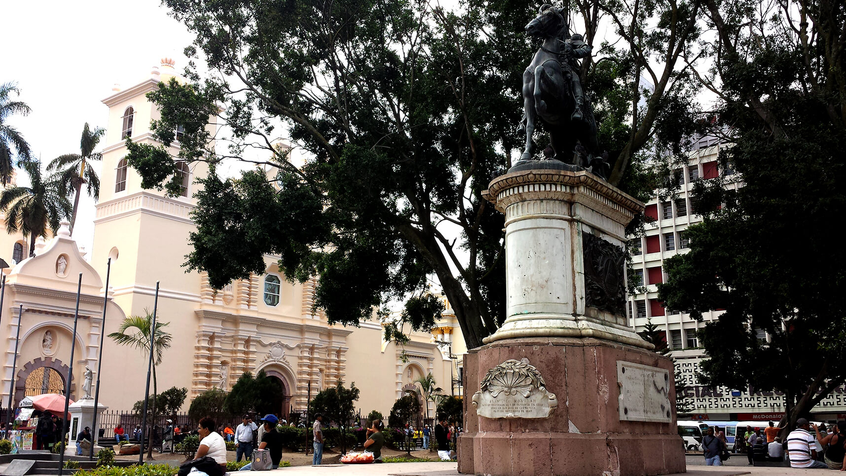 Plaza Central Distrito Central, Francisco Morazán 